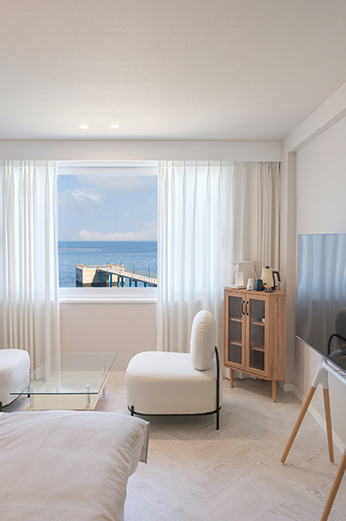 STAY Room03